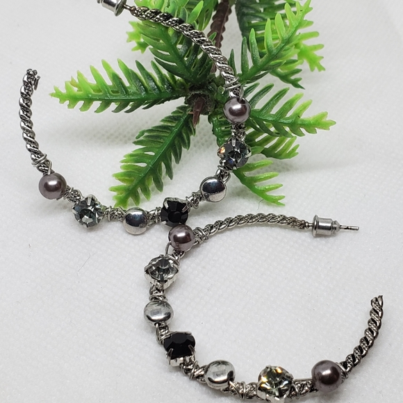 E0223 Silver Coiled Crystal Accent Open Back Hoops - Picture 5 of 8